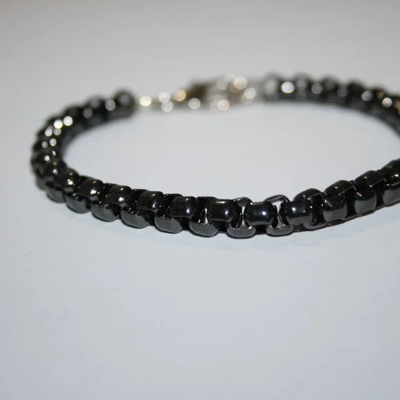 Beautiful gunmetal chain link bracelet 8-8.75" - Picture 3 of 4